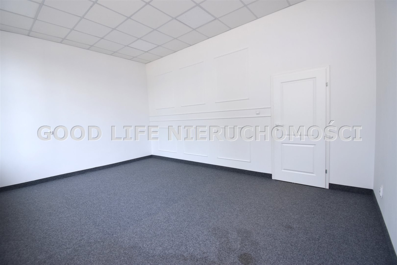 Wykończony lokal na parterze - View 2