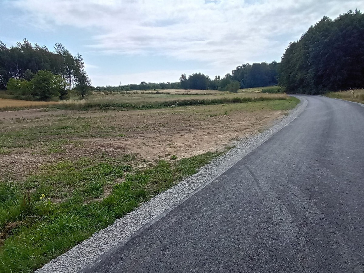 działka budowlana 22,40 ara Wz Rzeszów - Więcej