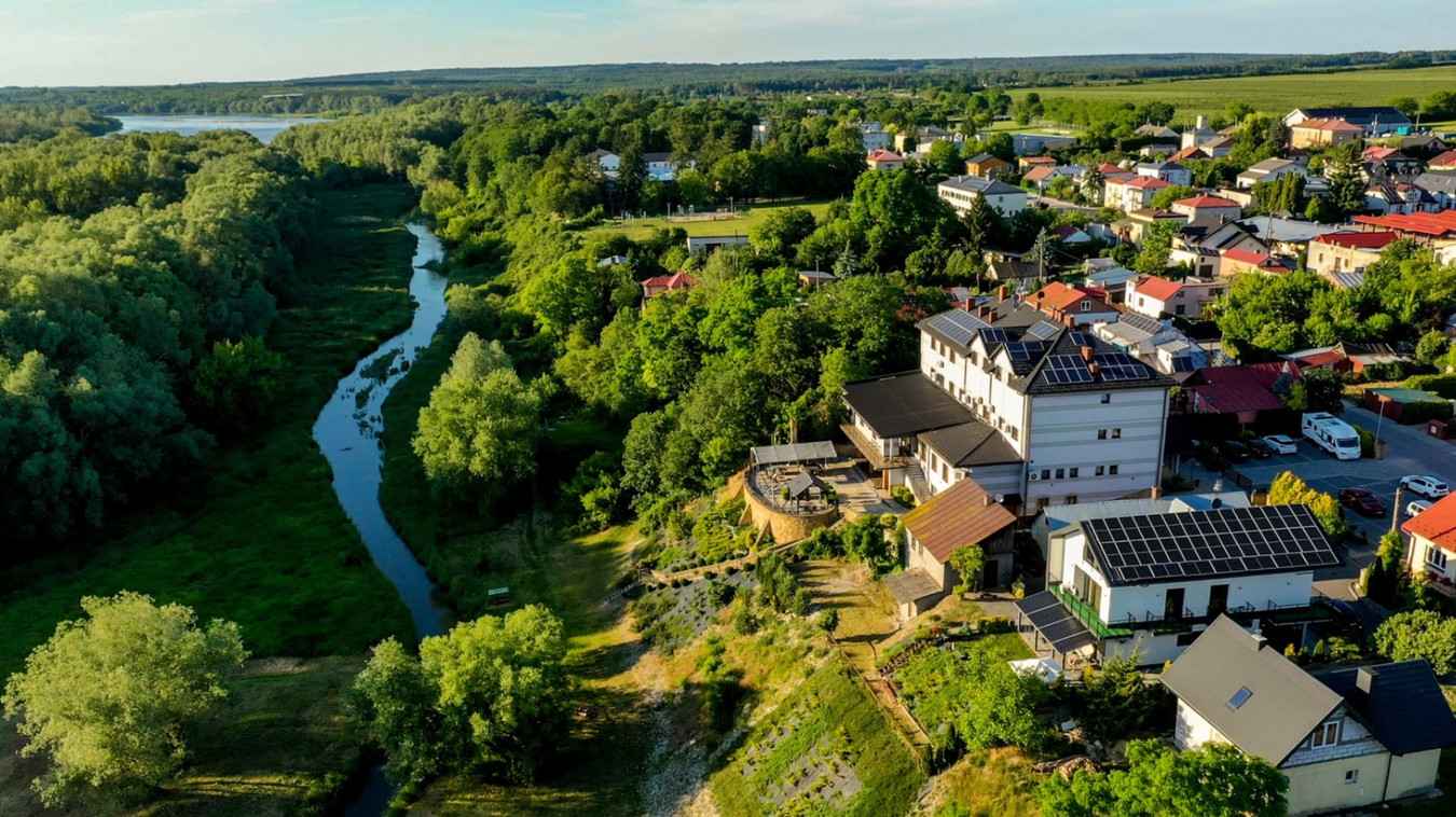 Hotel Bursztyn nad Wisłą – 1400 m², 18 pokoi, potencjał inwestycyjny - Widok 5