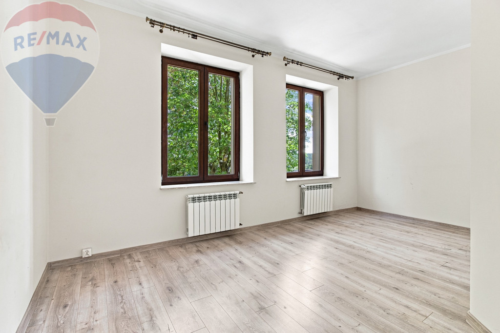 560 m² | hektar ziemi | gotowa baza pod biznes - Więcej