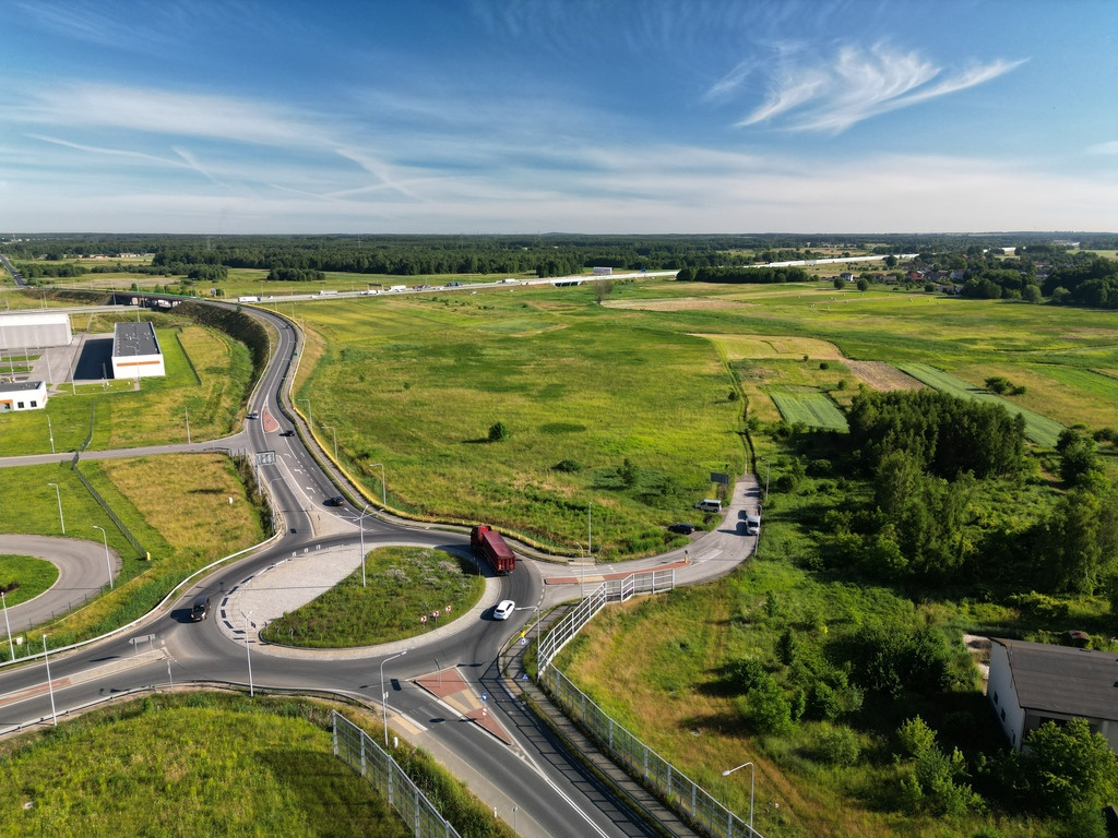 Grunt inwestycyjny 6066 m² | 600 m od A1 - Więcej