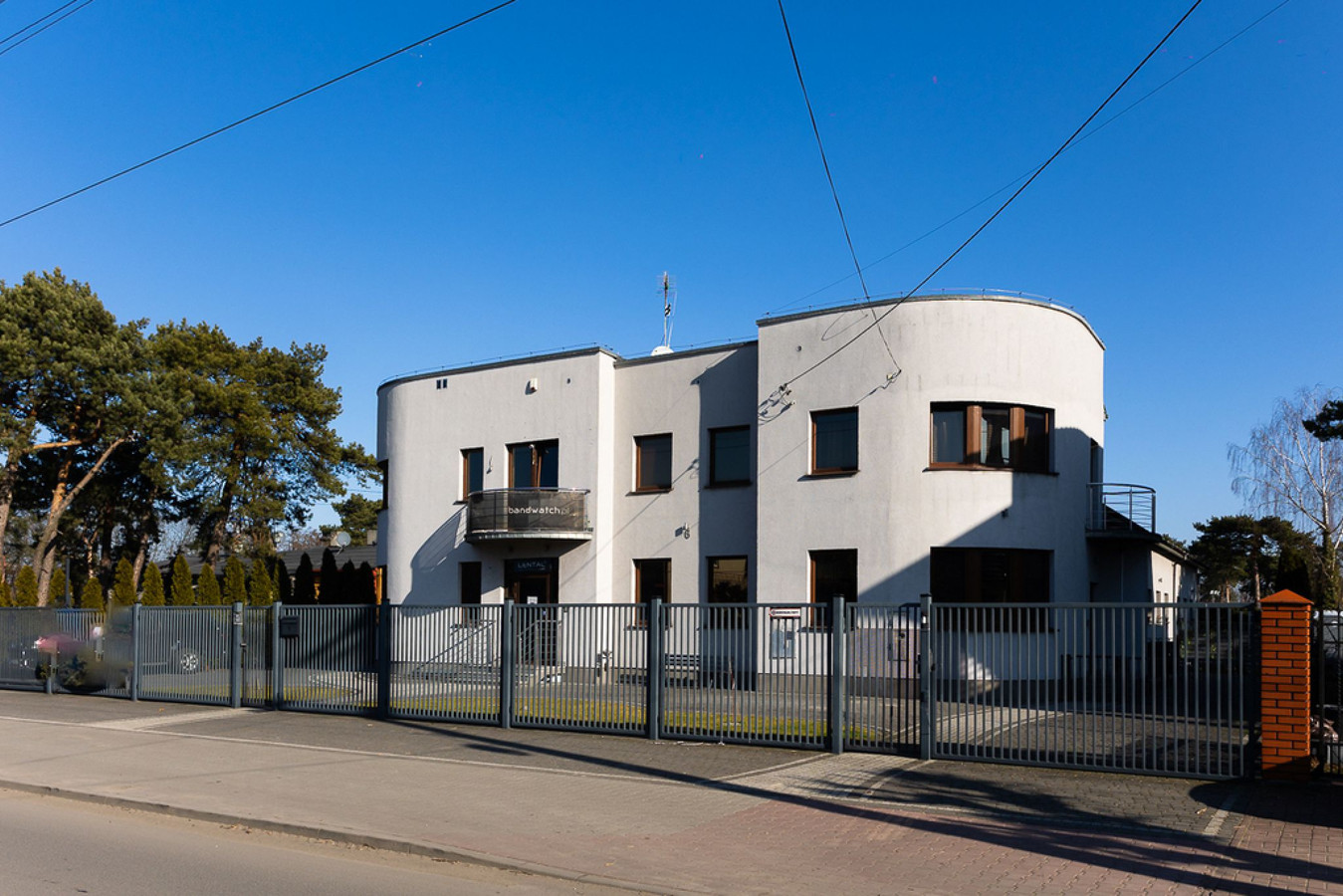 Commercial property, 1260 m²