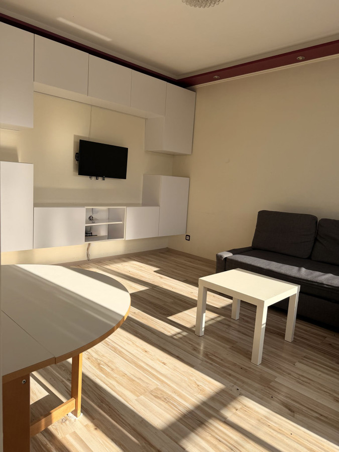 Jasna kawalerka z balkonem | 25 m² | blisko WKD Malichy
