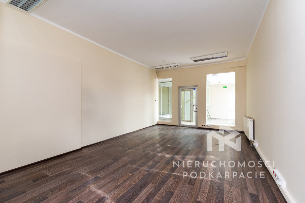 Lokal biurowy do wynajęcia - 84.91 m² - Widok 6