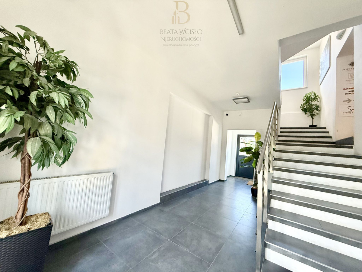 Lokal biurowy 22 mkw| jasny | przytulny|Kraków- Zielonki - Więcej