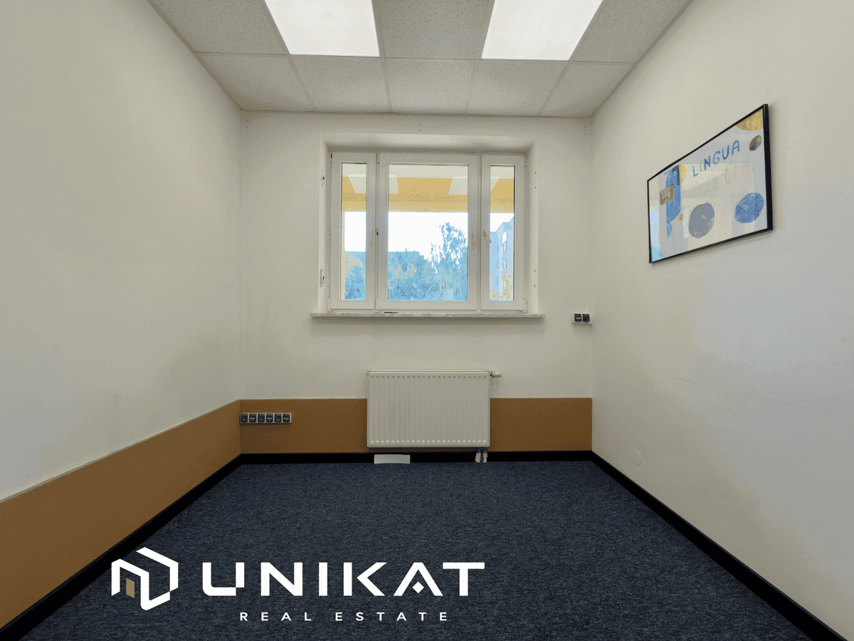 Lokal z witrynami 79 m², Idealny na gabinet, biuro lub usługi | Parter - Widok 4