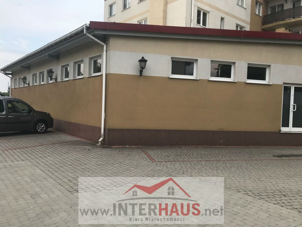 Basen,szatnie,grota solna,lokal pod pub,biura_435m - Widok 2