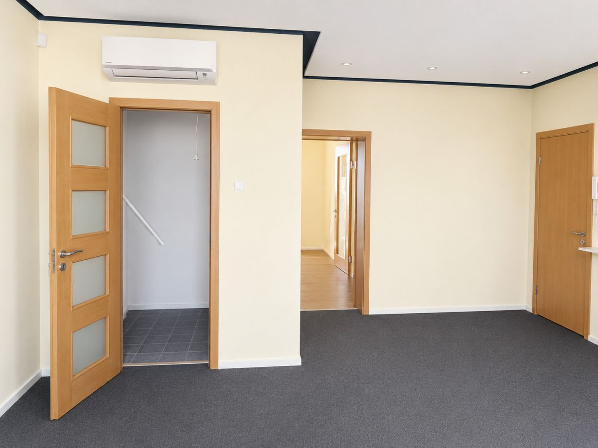 Apartment in Warszawa, Śródmieście - Widok 3
