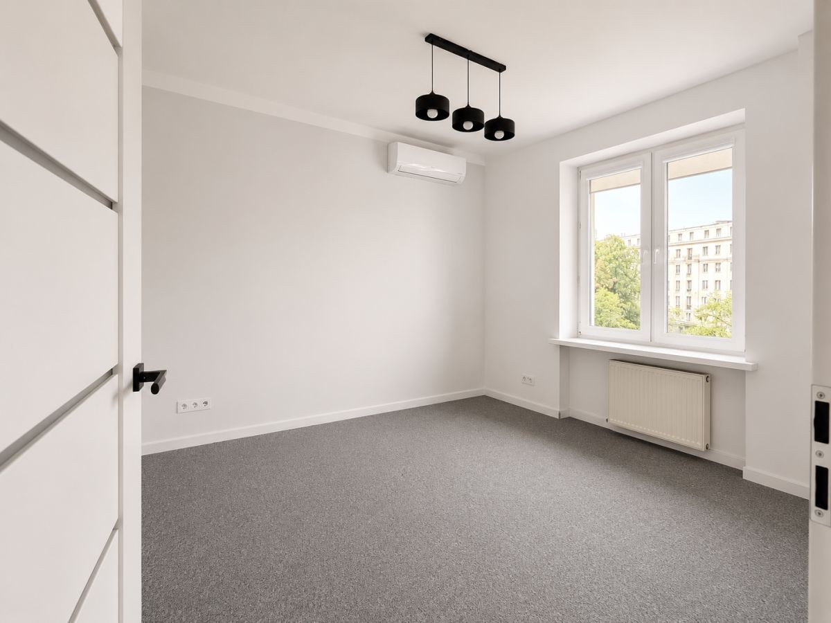 Apartment in Warszawa, Krucza, Śródmieście - Widok 4