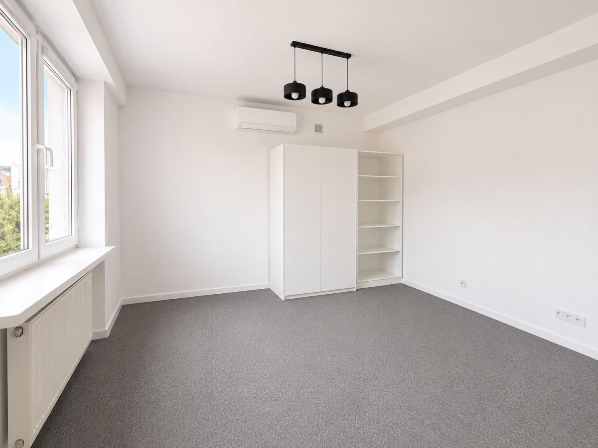 Apartment in Warszawa, Krucza, Śródmieście - Widok 5