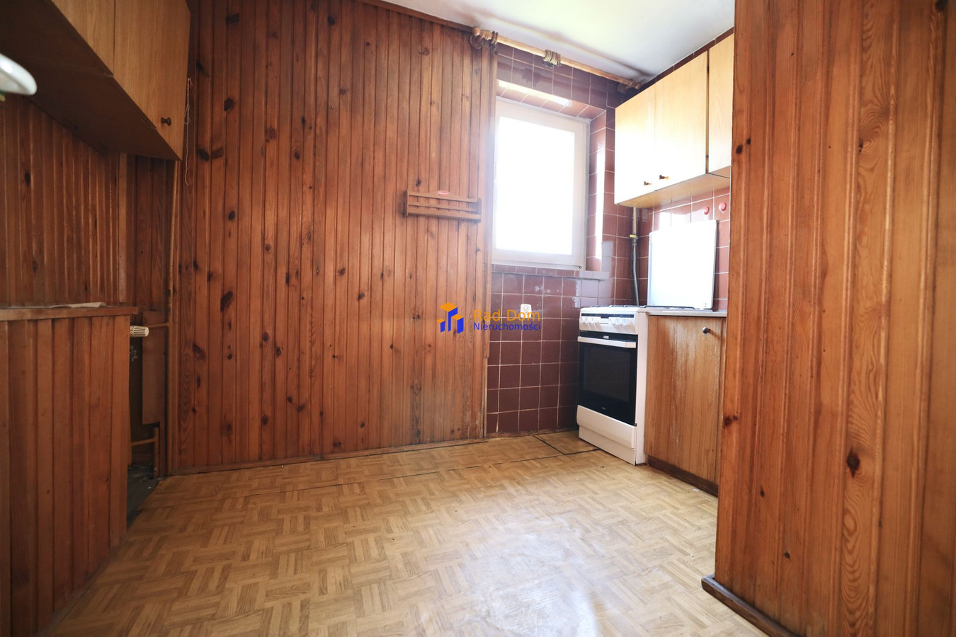 0% prowizji * loggia z panoramą na park * Możliwość parkowania na terenie - Więcej