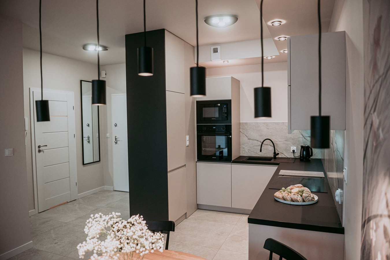 Apartament PREMIUM w Starym Browarze, 2 pokoje, 2 garaże - Więcej