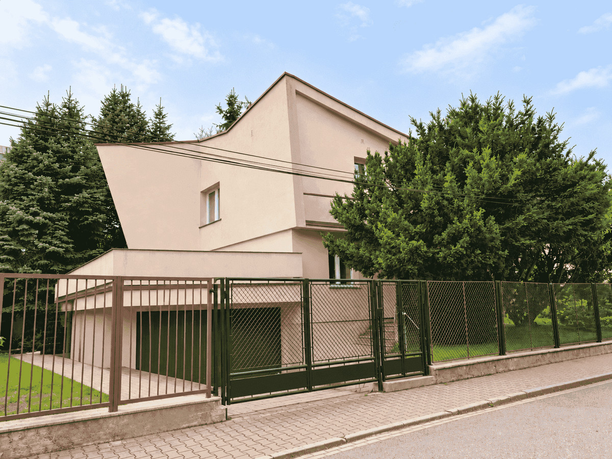 4-pokojowy dom z ogrodem-Bronowice