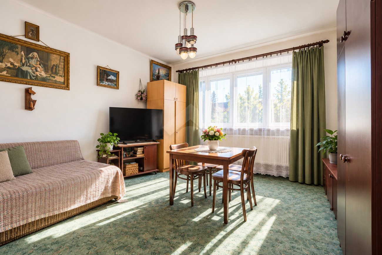 Dom jednopiętrowy w Starych Dębnikach - 6,95 ara działki - Kraków