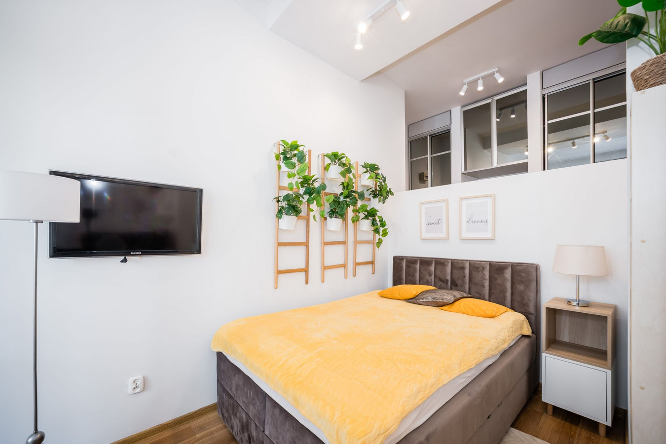 Rusznikarska|Do wejścia|Loggia|3,25m wysokość|Obok pętli - Widok 6