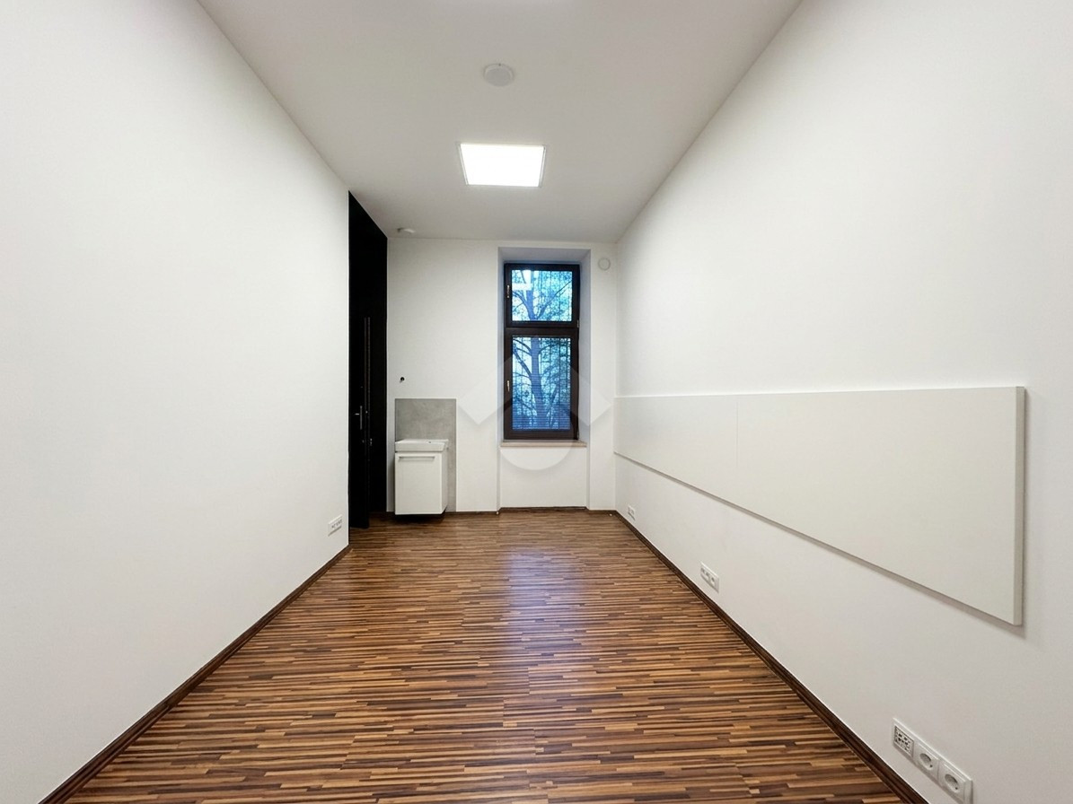 Lokal biurowy w sercu Starego Miasta - idealny pod kancelarię - ul . Pędzichów - Widok 3