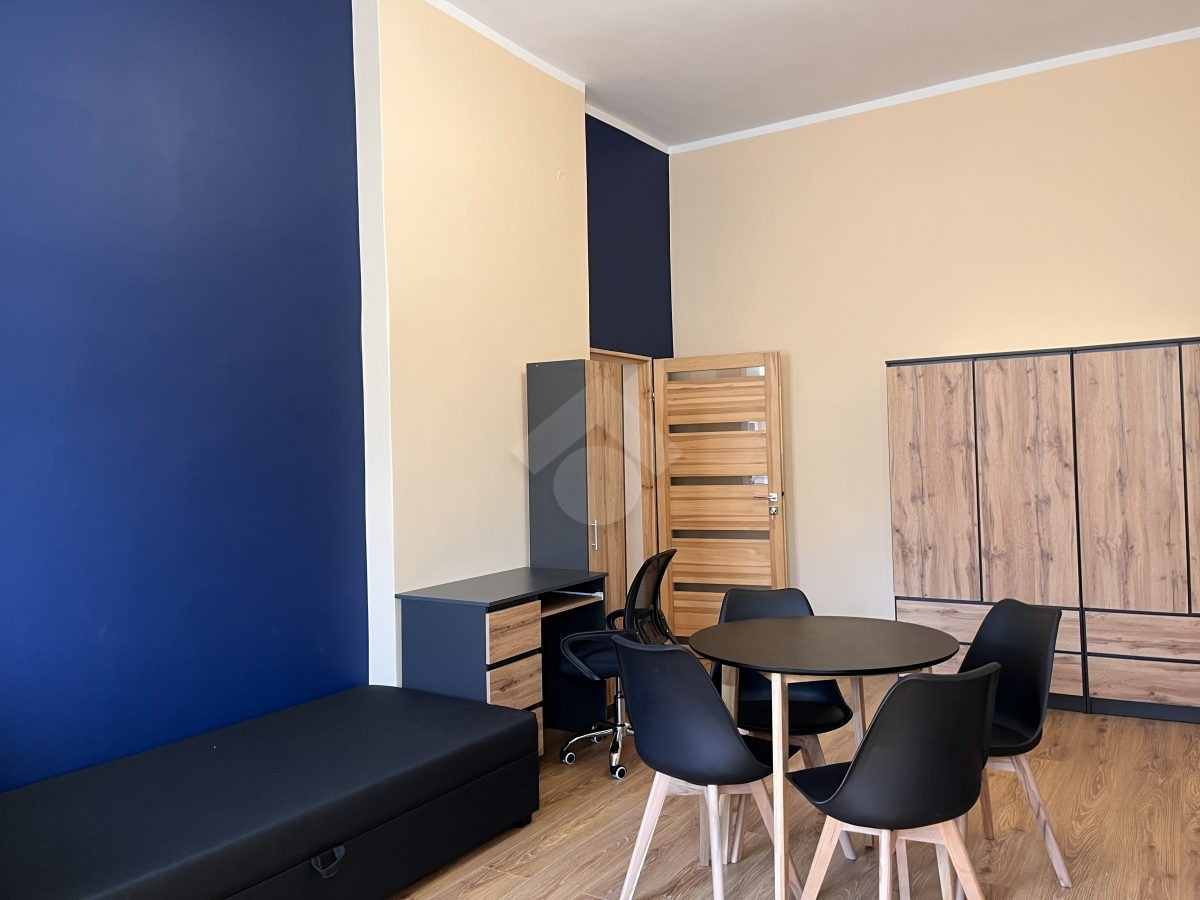 Apartment in Wrocław, Nadodrze, Śródmieście - Więcej