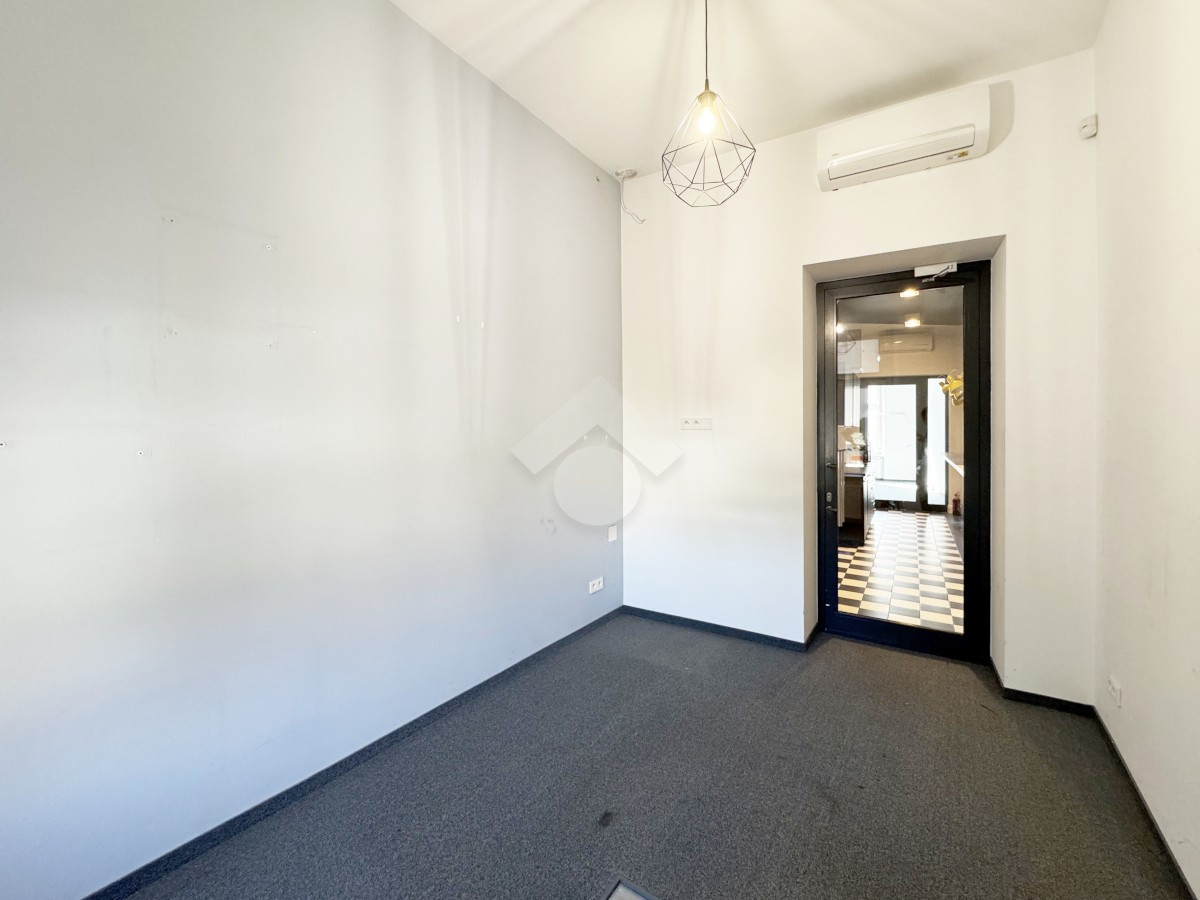3-pokojowy lokal biurowy w centrum - ul. Szlak - Widok 5