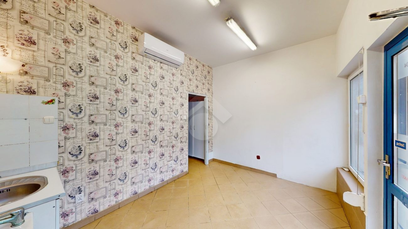 Funkcjonalny lokal użytkowy - Widok 3