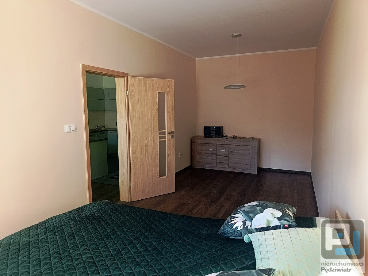 Mieszkanie – Jelenia Góra, OBSZAR PLAC RATUSZOWY, Śródmieście - Więcej