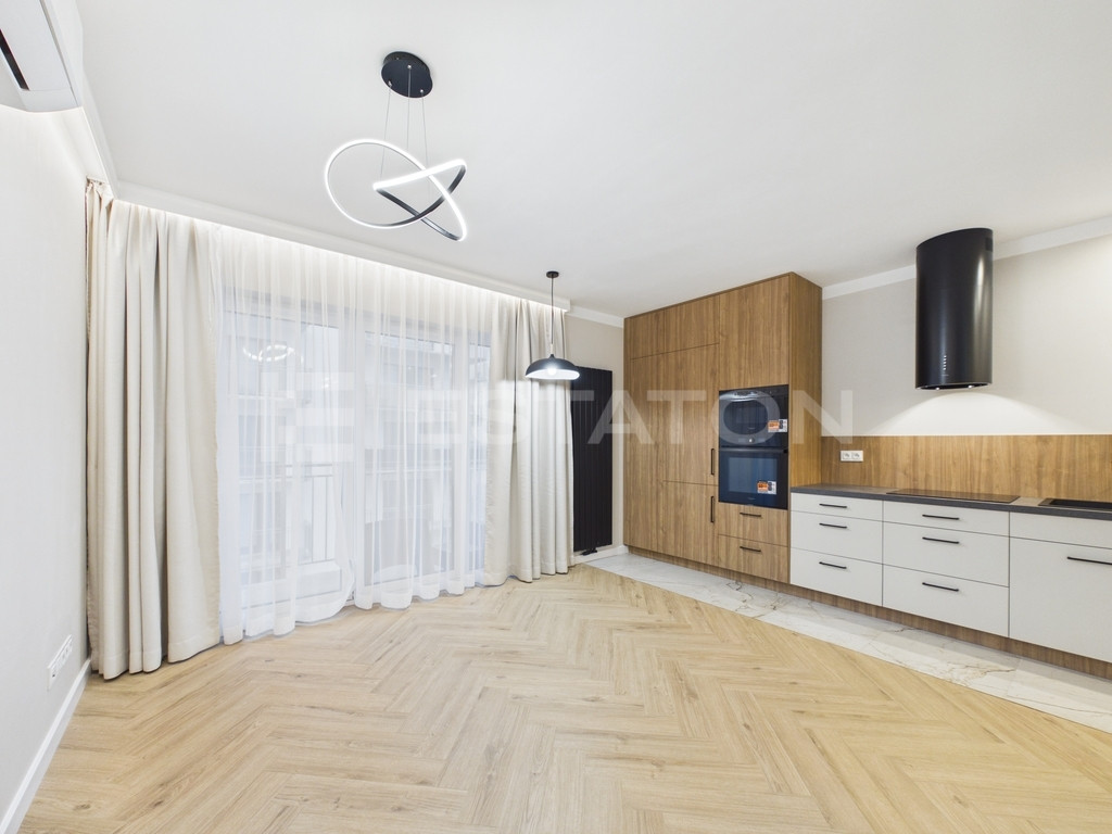 Sprzedawane z wyposażeniem mieszkanie na osiedlu architektów