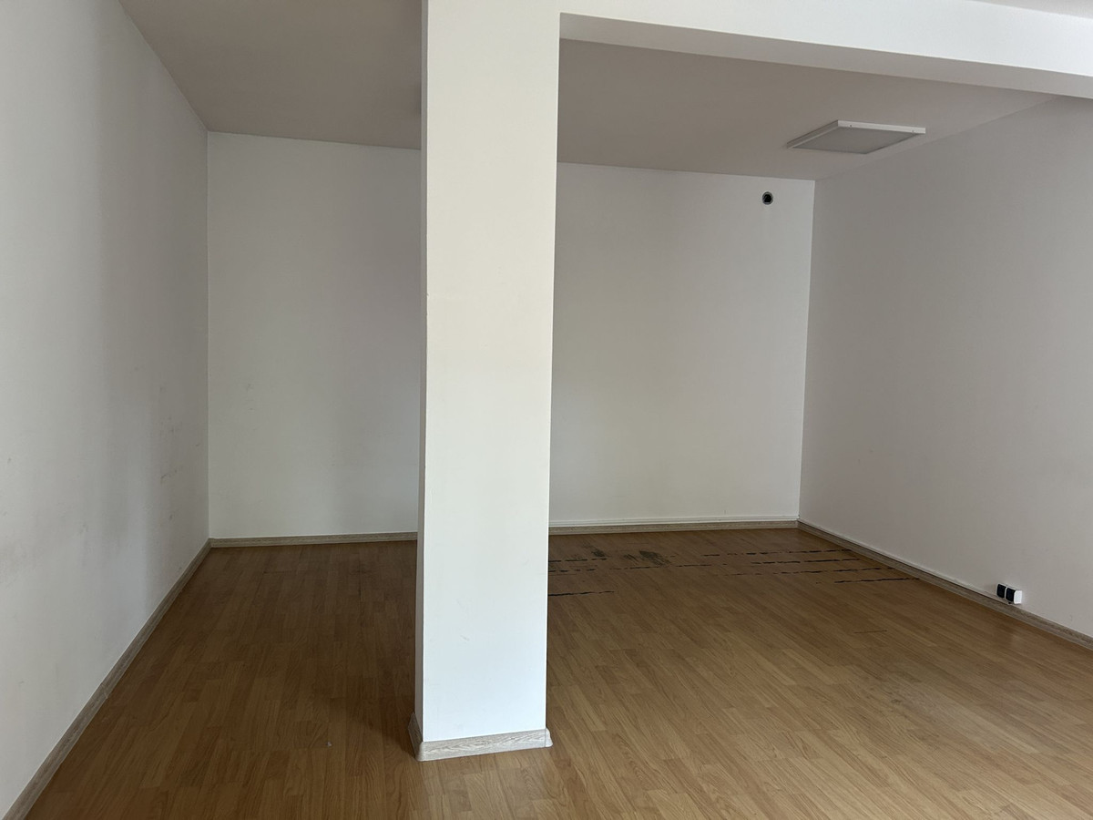 LOKAL BIUROWO-USŁUGOWY / HANDLOWY 75 m² – PABIANICE - Widok 4