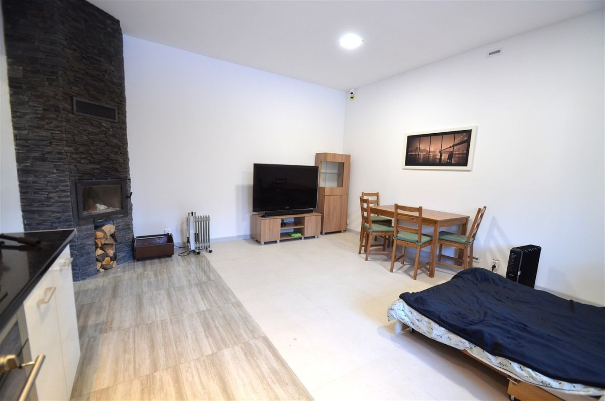 Apartment in Bytom, Osiedle Hutnicze, Szombierki - Widok 3