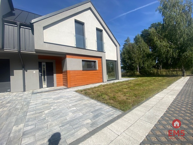 3-roms leilighet, 145 m²