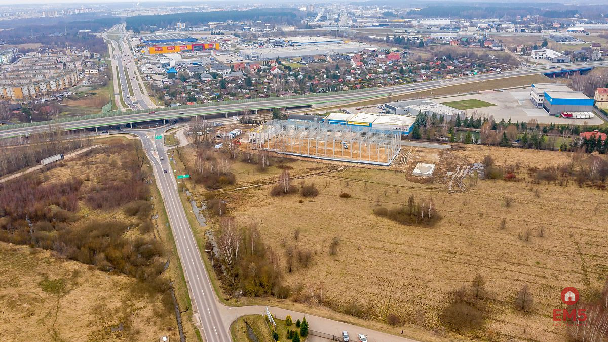 Działka inwestycyjna 0,5 w Fastach - Widok 4