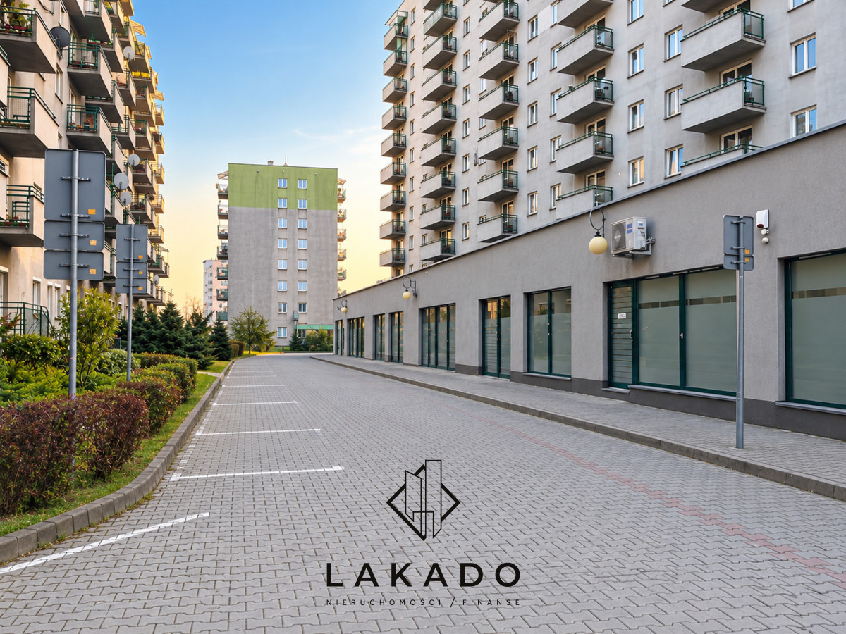 Lokal z witryną