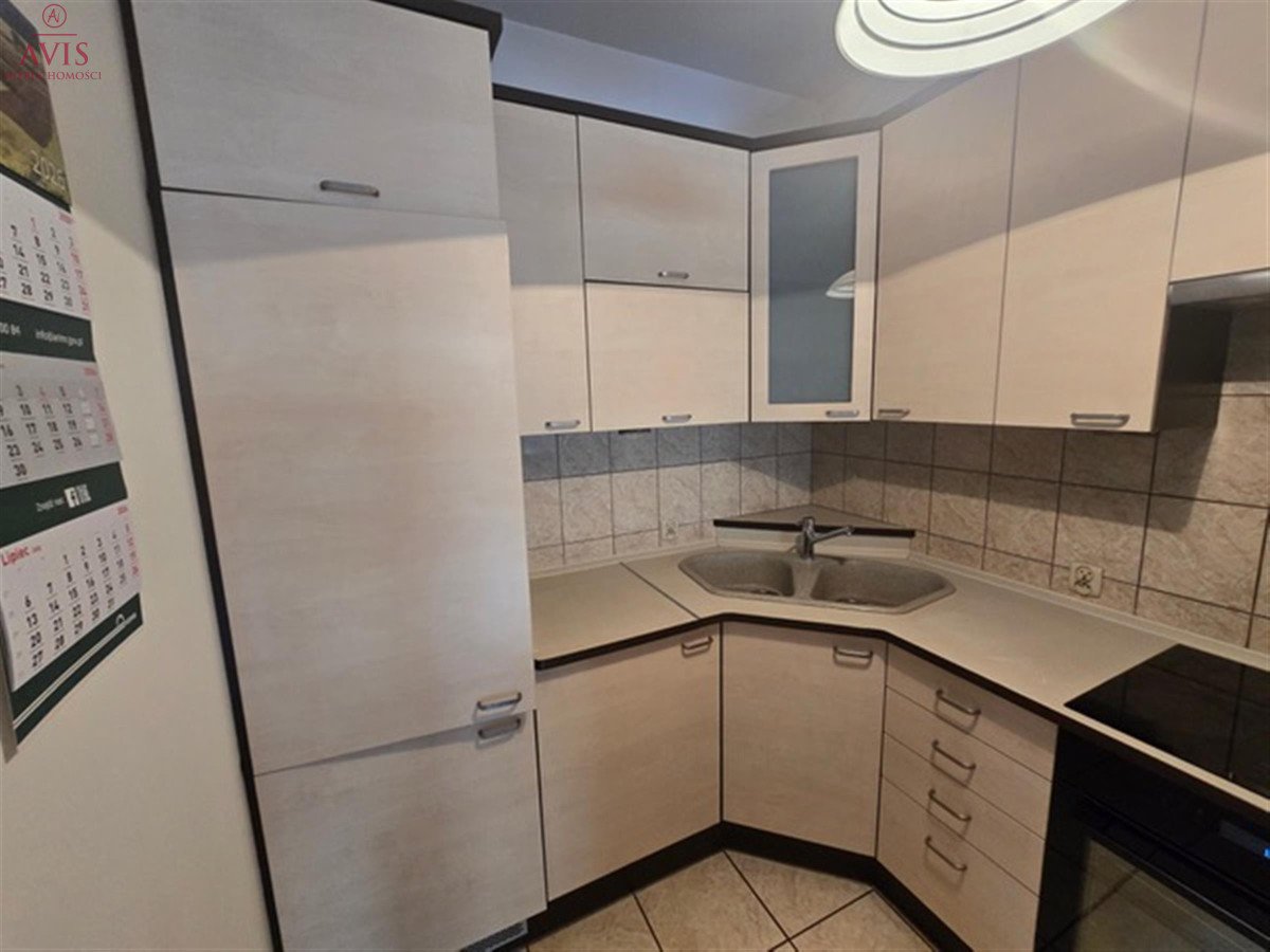 Reda 3- pokojowe , piętro 1/4 , balkon - Widok 4