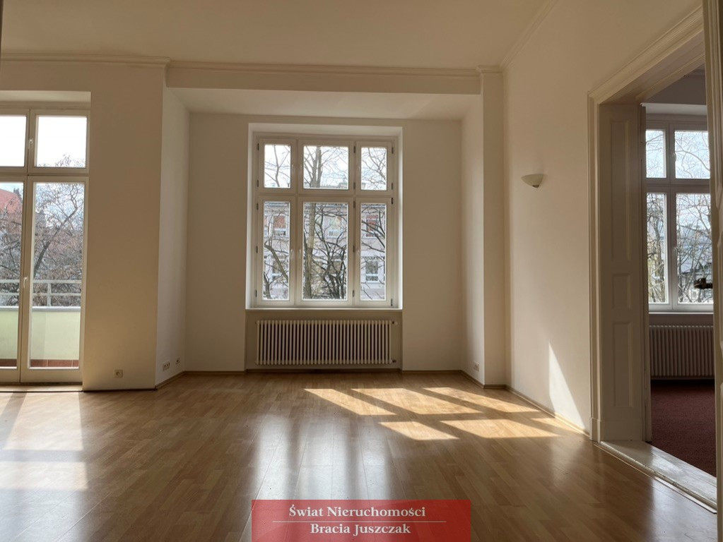 PLAC GRUNWALDZKI 107,5 mkw, 3 POK. KUCHNIA I ŁAŹ - Widok 2