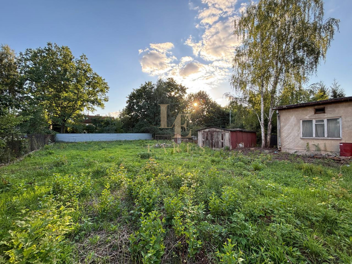 Działka pod zabudowę | MPZP | Uzbrojona - Więcej