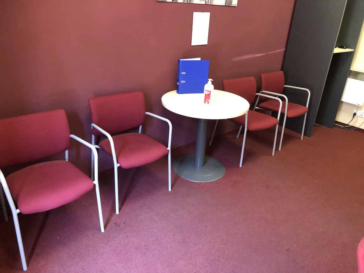 Lokal użytkowy 74 m² wyremontowany i przygotowany do działalności od zaraz - Więcej