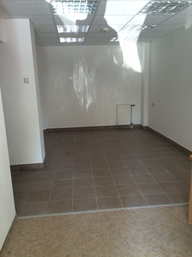 Lokal inwestycyjny 37 m² | ROI ok. 6% - Więcej