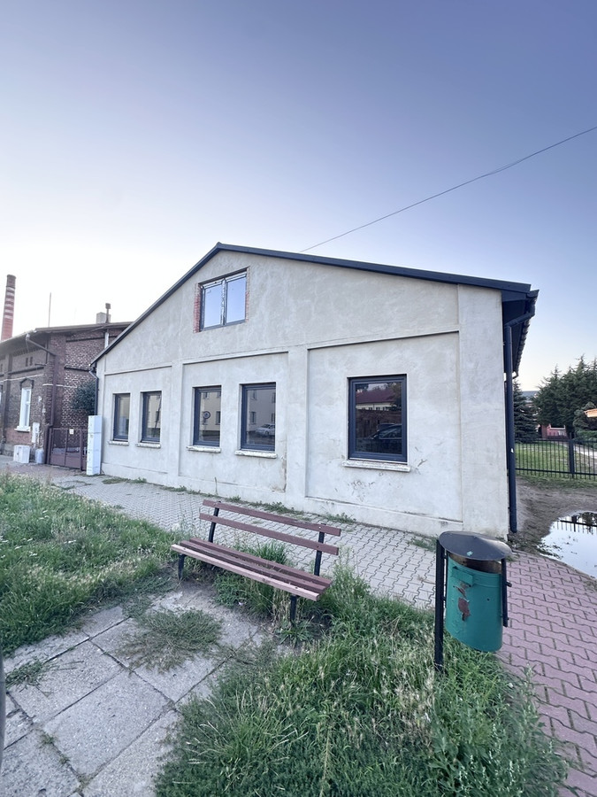 Budynek do wykończenia w centrum Leśmierza - Widok 4