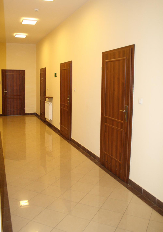 Lokal biurowy do wynajęcia – 20 m², Rynek Dzierżoniów (lokal nr 16) - Widok 3