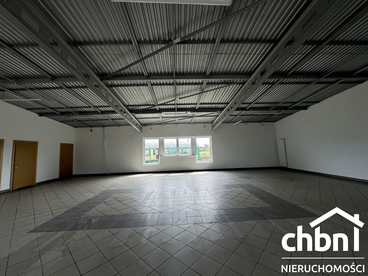 Hala na wynajem – 196 m² powierzchni użytkowej - Widok 2