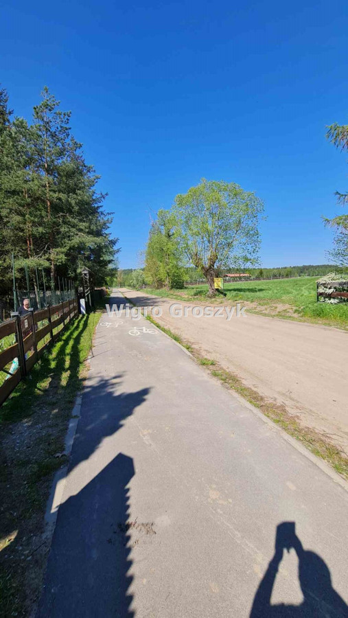 Land, 1850 m²
