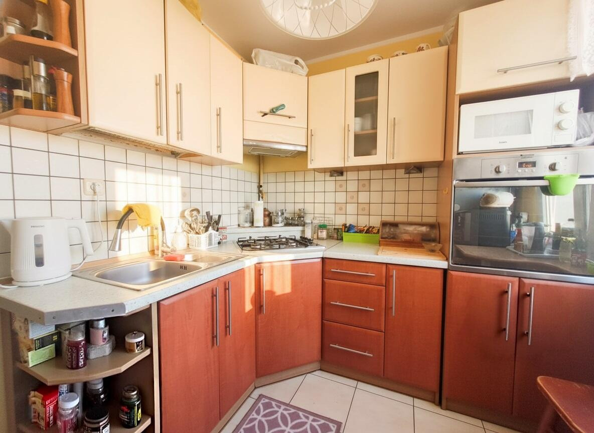 Czteropokojowe mieszkanie blisko szkoły - Widok 5