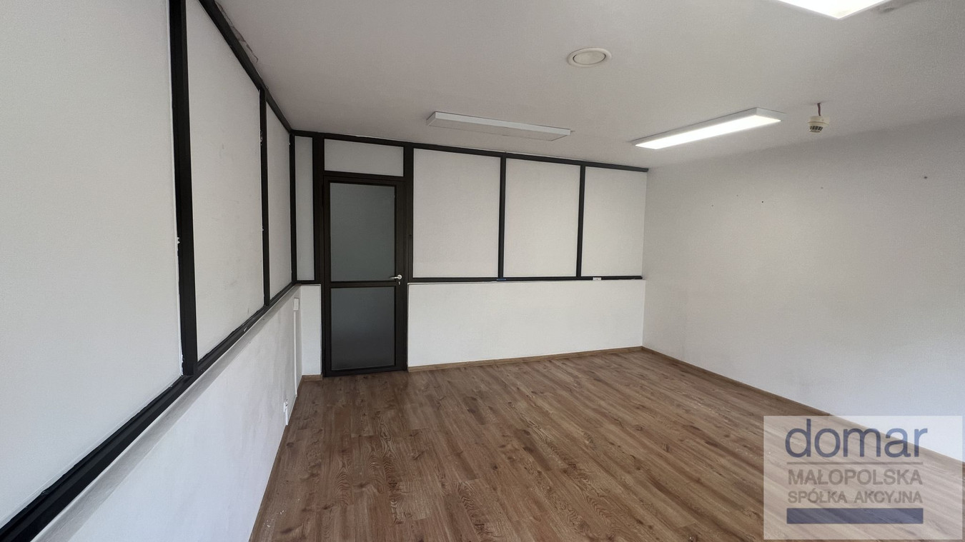 Wynajmę lokal 19,50 m², ul. Centralna, bezpośrednio - View 4