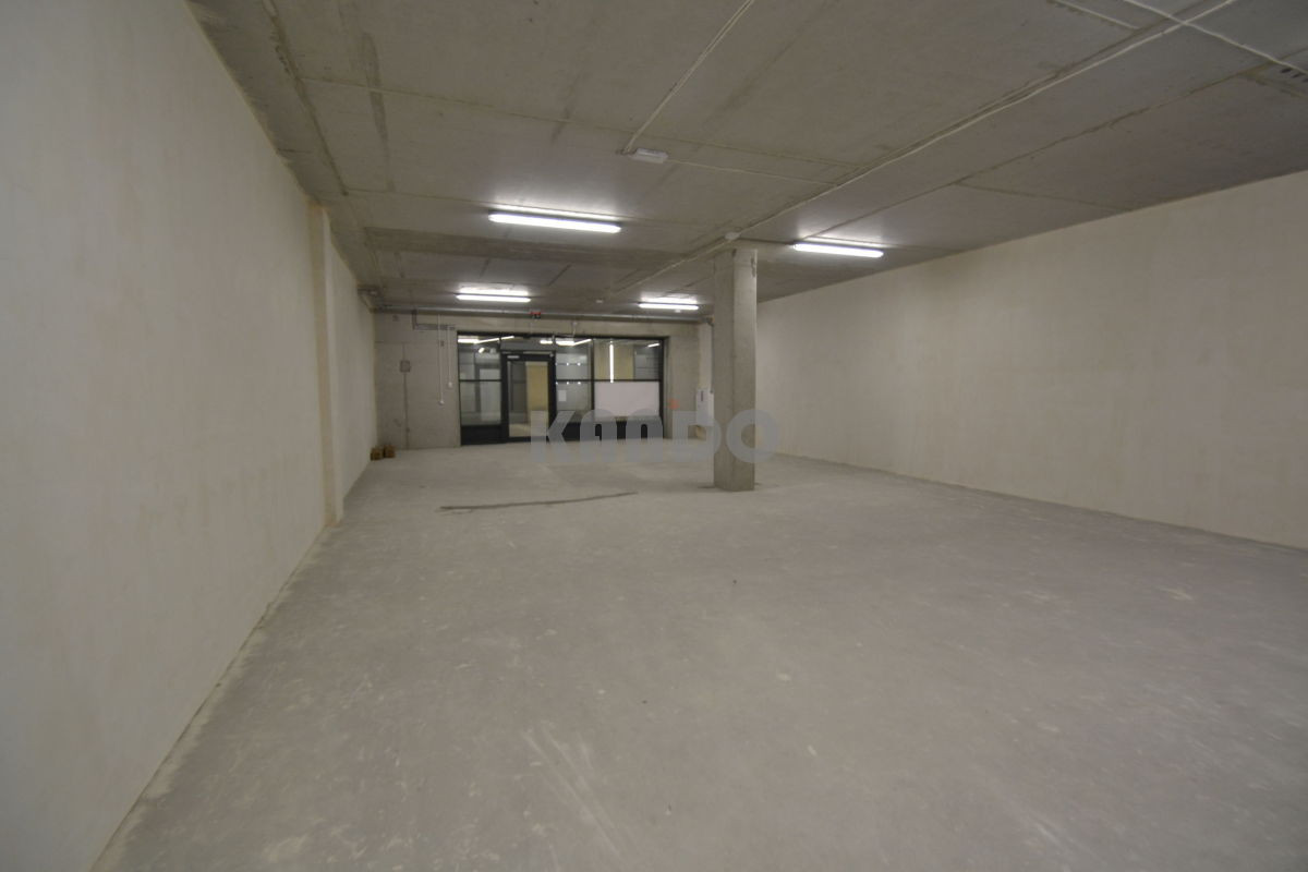 Lokal handlowy 180 m² Legnicka - Więcej