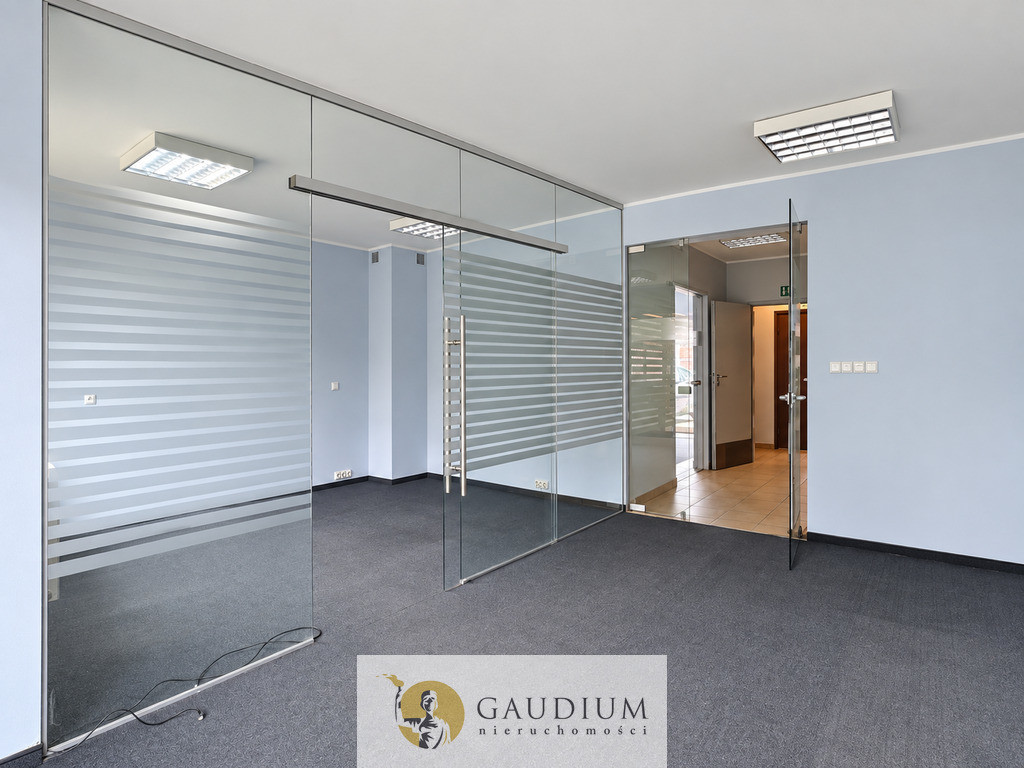 3 poziomowy lokal I 140 m² I 6 pokoi - Widok 2