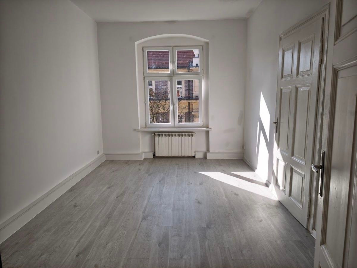 Mieszkanie – Katowice, Śródmieście - Widok 3