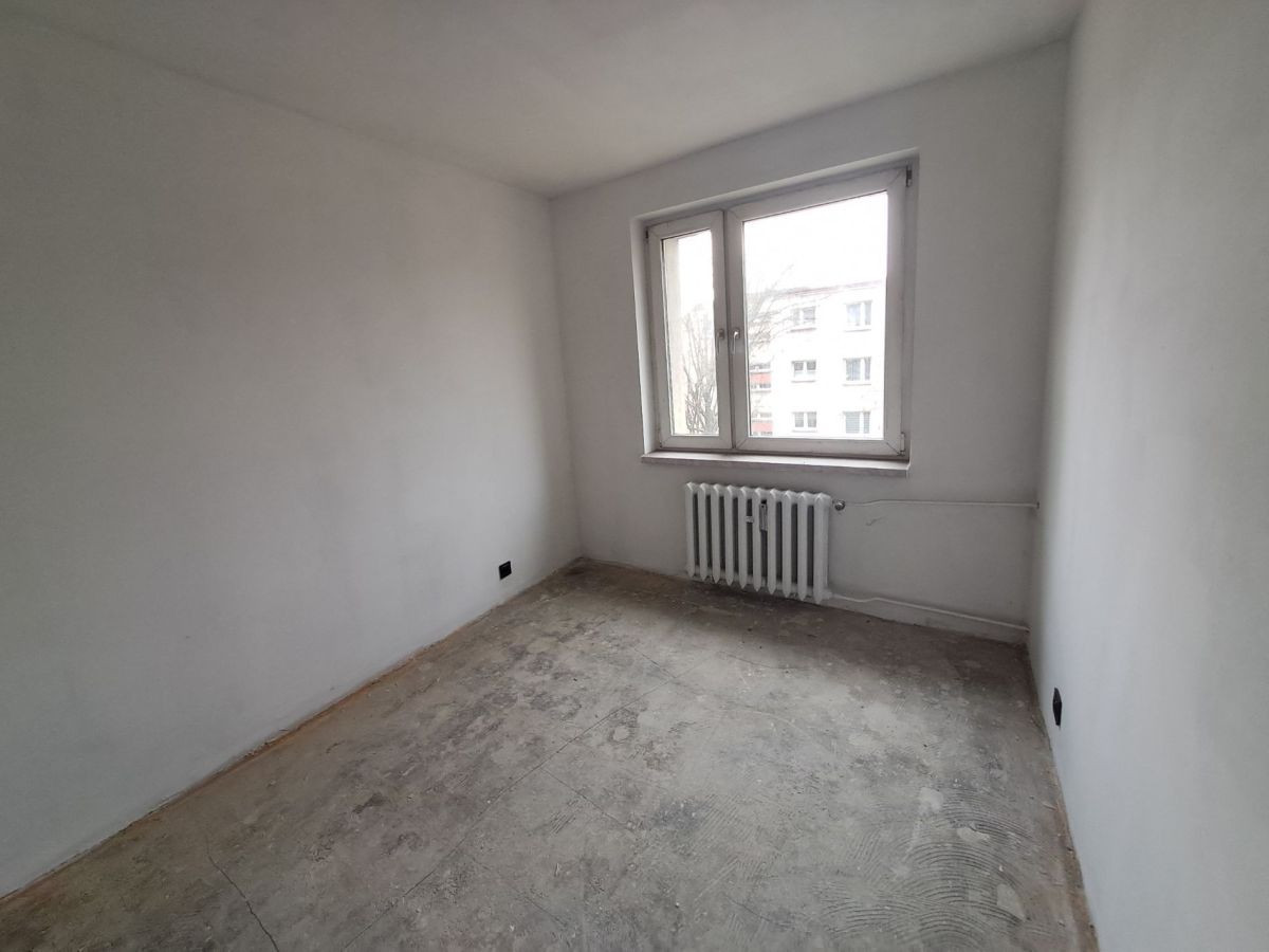 Apartment in Chorzów, Osiedle Różanka, Centrum - Widok 2