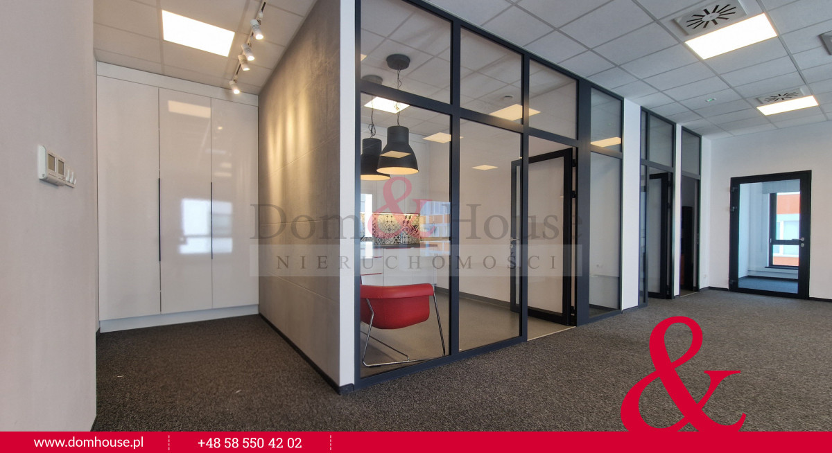 Poslovni prostor, 148 m²
