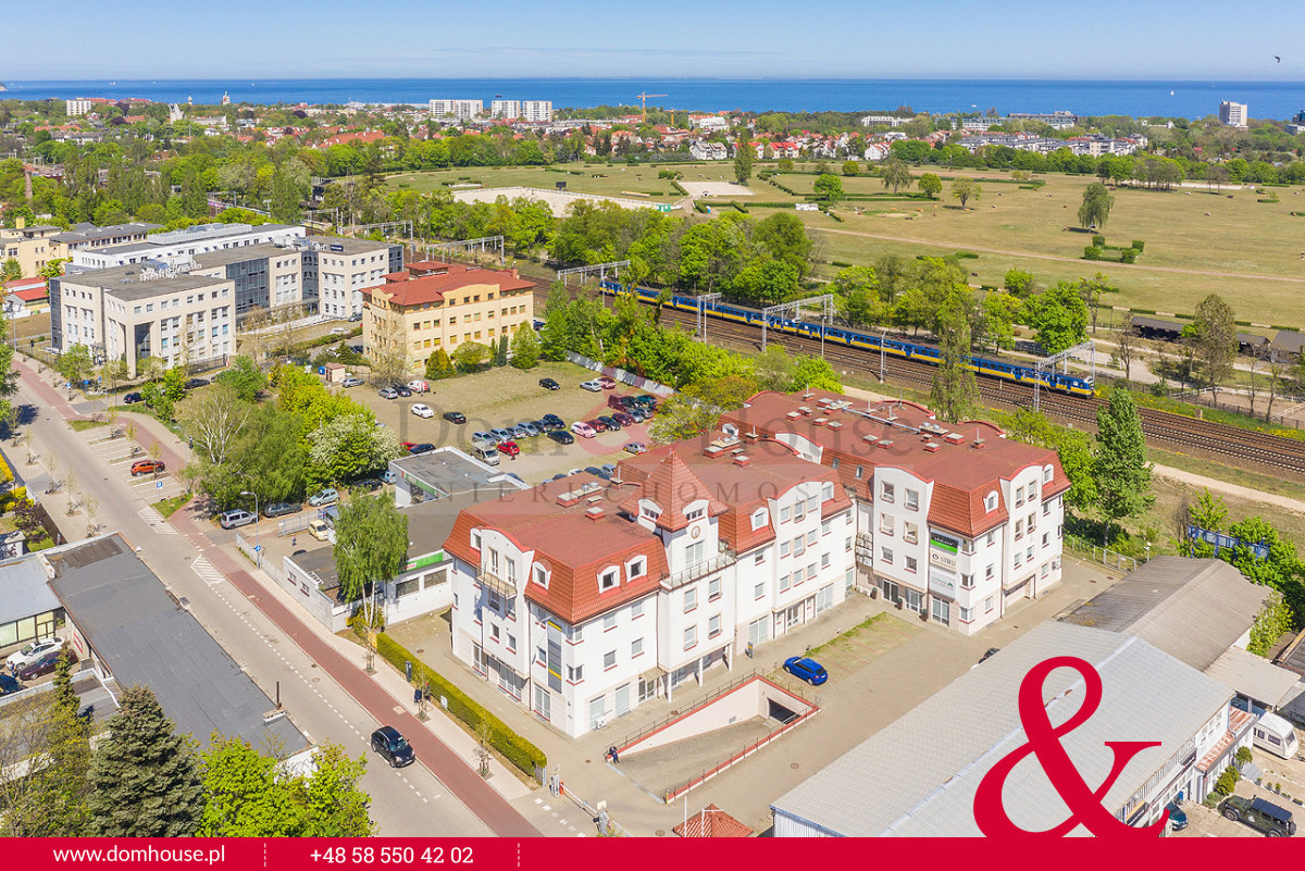 Lokal po remoncie, winda, hala garażowa