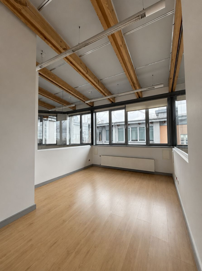 Prestiżowy lokal biurowy 150 m² w sercu Poznania - Więcej