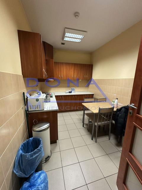 Lokal o pow. 151 m² (parter) Bałuty/Teofilów - Więcej