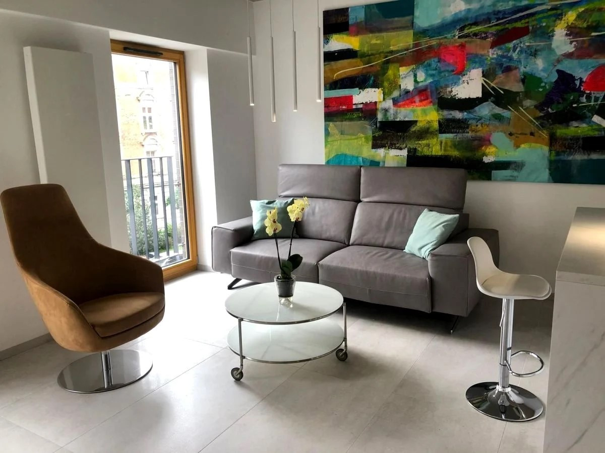 Apartament w centrum z miejscem postojowym